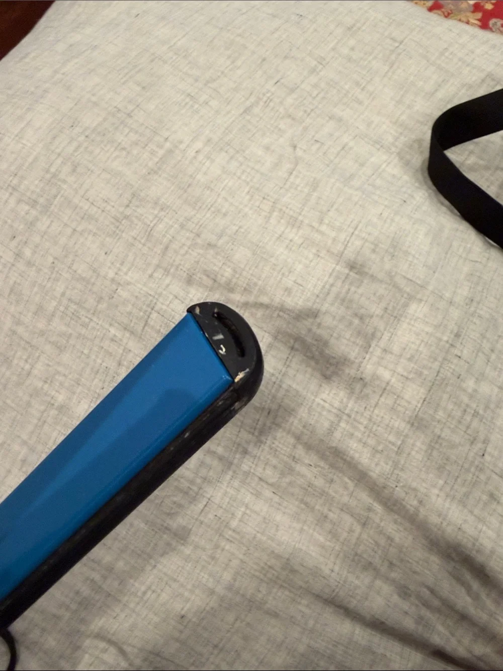 Solia Black Hair Straightener with Blue Ceramic Plates